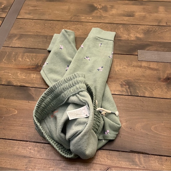 Cat & Jack Joggers - Picture 10 of 15